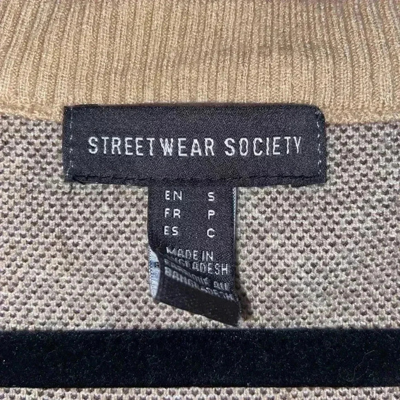 Streetwear Society Women’s Small Cropped Sweater Vest - Picture 2 of 5